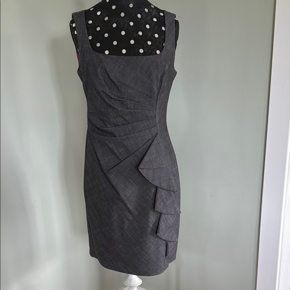 Elegant Gray Sleeveless Dress